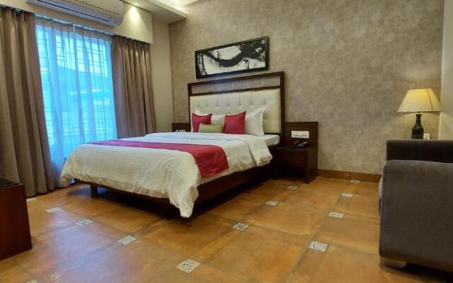 The Palm Aryan - a Boutique Hotel