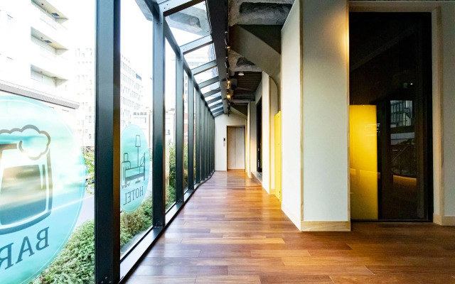 Under Railway Hotel Akihabara