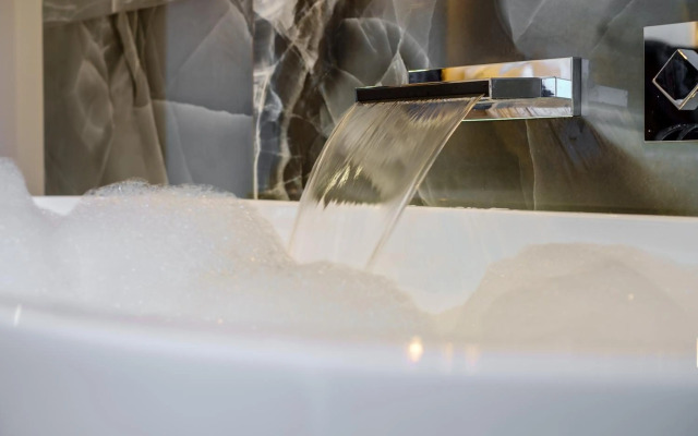 Rothay, 2 minute walk to Windermere village