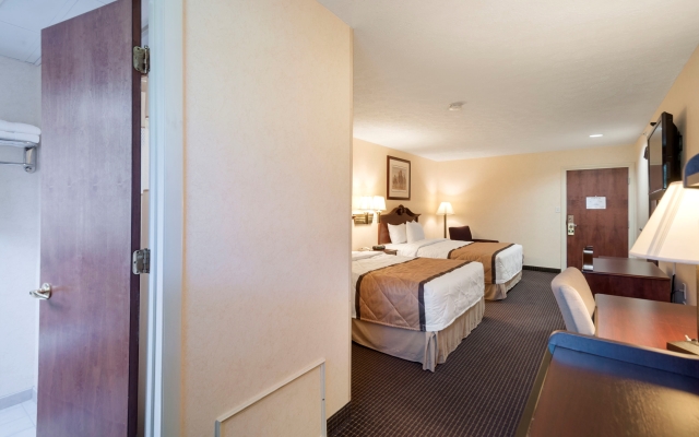 Comfort Suites Bridgeport - Clarksburg