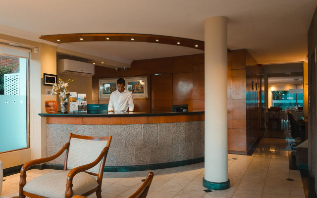 Sunset Beach Hotel