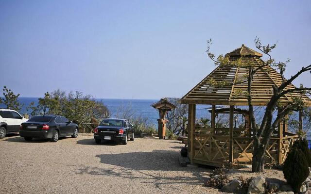 Moon Palace Pension