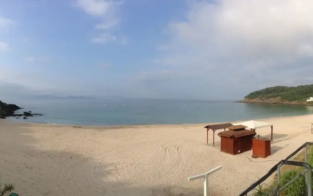 Lovely 1-bed Apartment in Portonovo, Spain