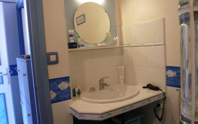 Appartement Le Palais, 2 pièces, 4 personnes - FR-1-418-102