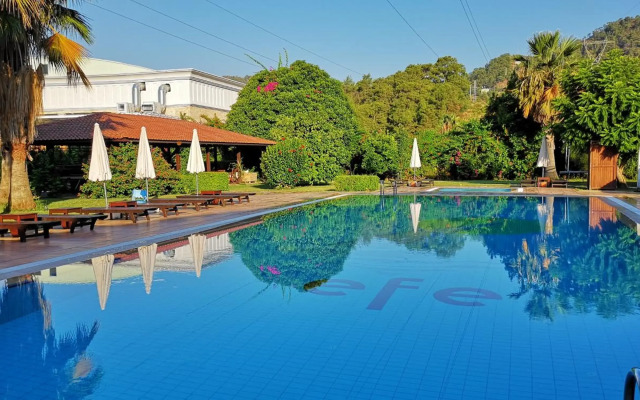 Efe Hotel Göcek