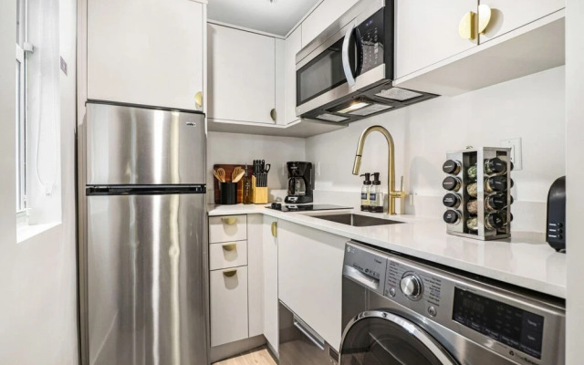 Roami at The Carmela