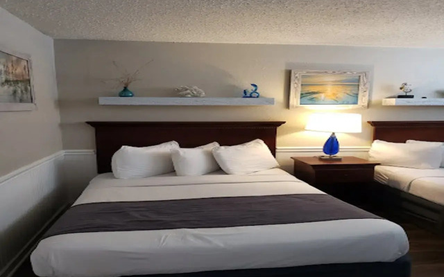 Thunderbird Beach Resort