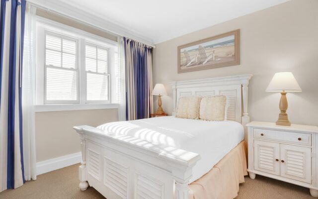 Waterhouse 402- At Last