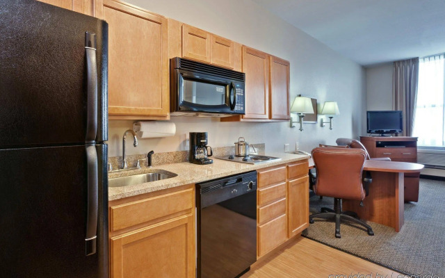Candlewood Suites Terre Haute by IHG
