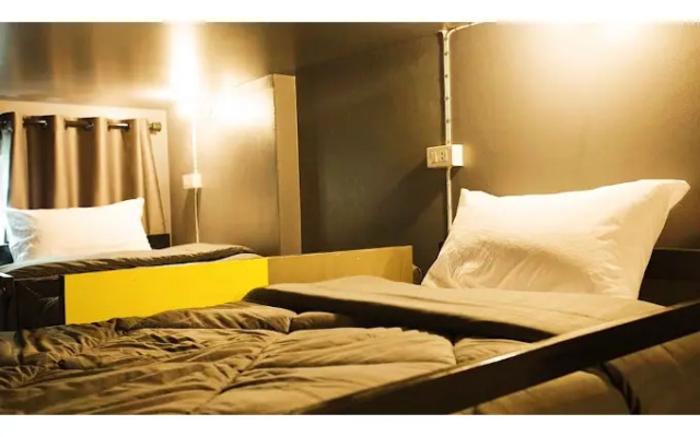 Stamp Hostel - Adults Only