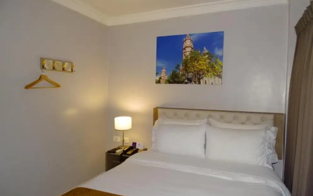 Hotel Prado Real