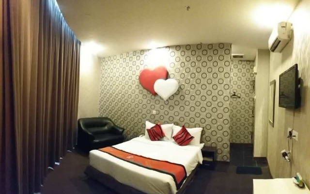 Paragon City Hotel