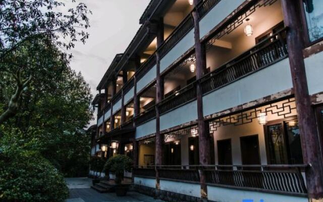 Fengxiangyuan Holiday Hotel