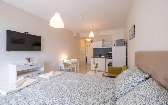 Sunny Dream Apartments