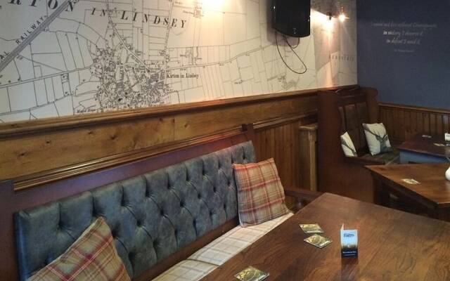The Red Lion Hotel