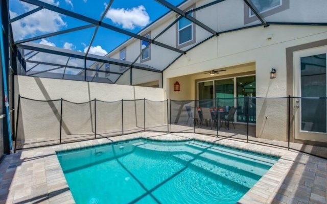 Orlando Newest Resort Community Town Home 5 Bedroom Townhouse by Redawning