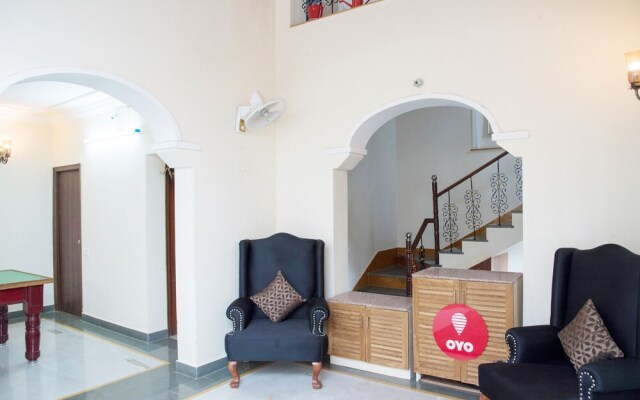 OYO 10949 Home Mount View 3BHK Villa Goverdhan Vilas