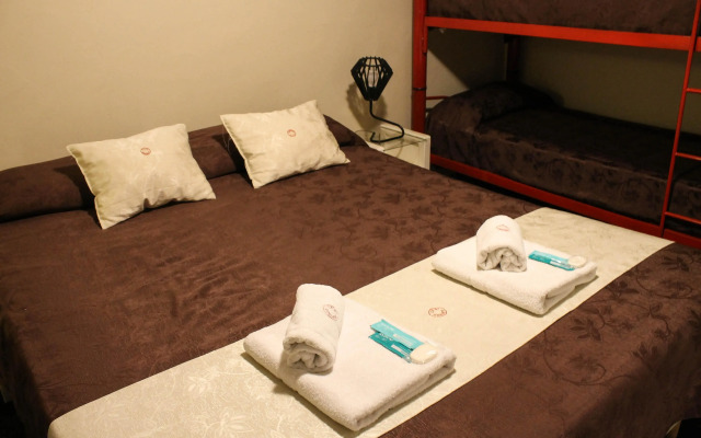 Casi Guemes Hotel