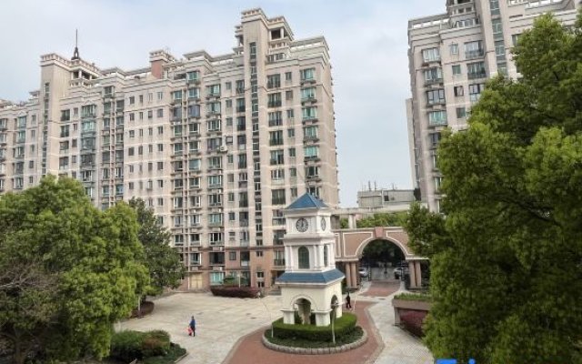 Shanghai Hujia Apartment (Longyang Road)
