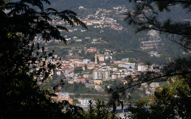 Chiasso Apartments 203