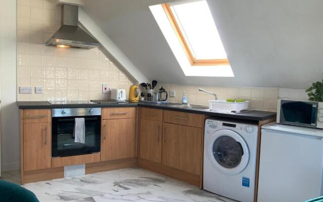 Luxurious Loft Flat 2-bed/2-bath