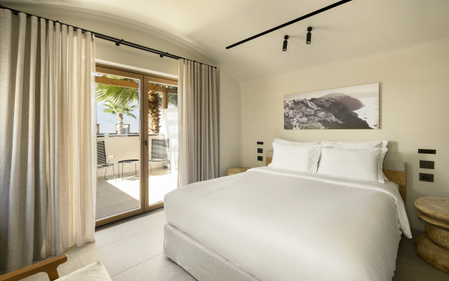 Radisson Blu Zaffron Resort, Santorini