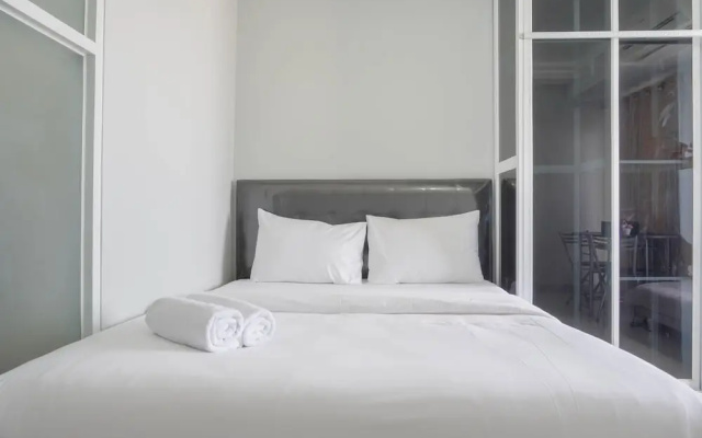 Photo inspiration: Fresh Look at Warm And Homey Studio At Seasons City Latumenten Apartment In