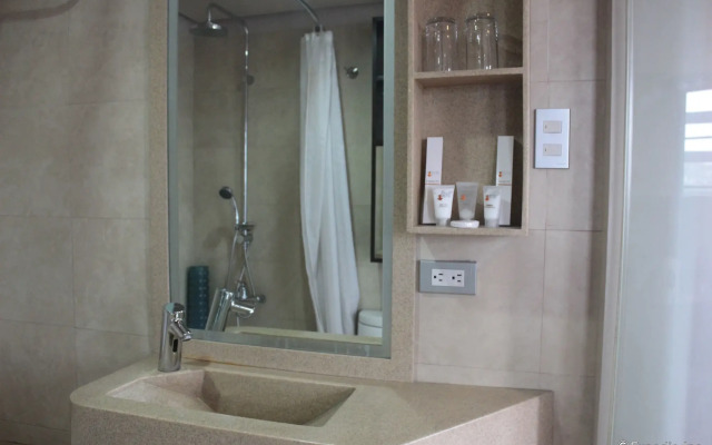 Soleste Suites