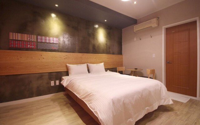 Gimhae Jangyu Check hotel