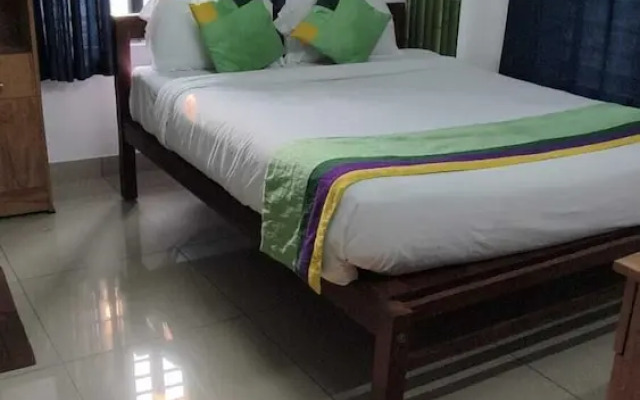 Nirupama Hotel Aluva