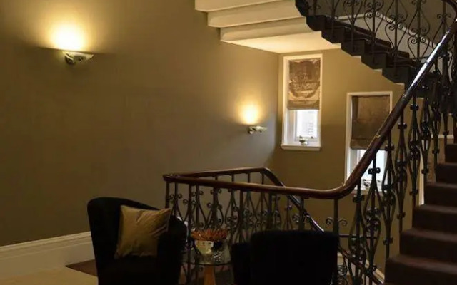 Residence 6