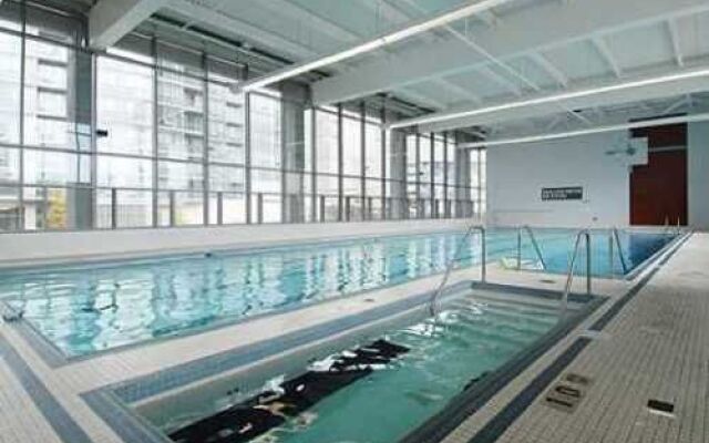Life Suites Rogers Centre