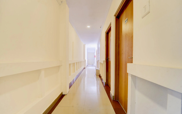 Super Townhouse Deshabhimani Road Kaloor Kochi