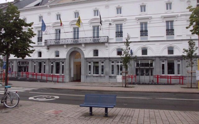hotelImage