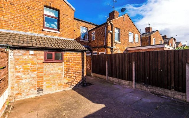 129 Walthall St Crewe