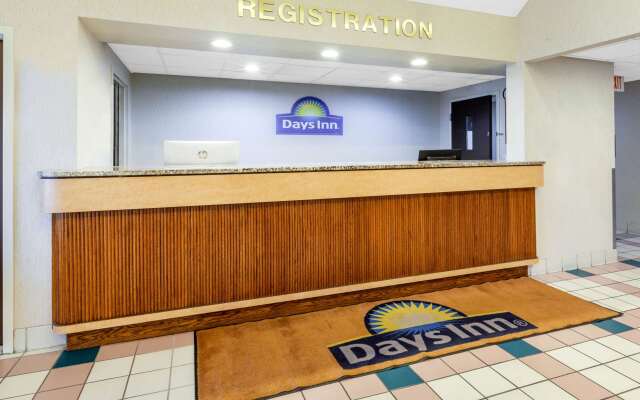 Days Inn by Wyndham Milan Sandusky South