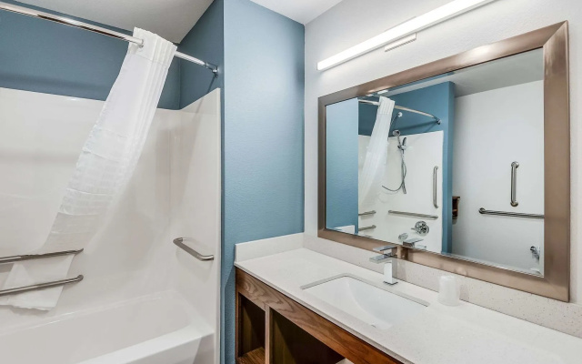 Woodspring Suites  West Des Moines