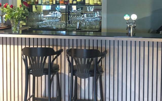 Storebaug Hotell & Kro