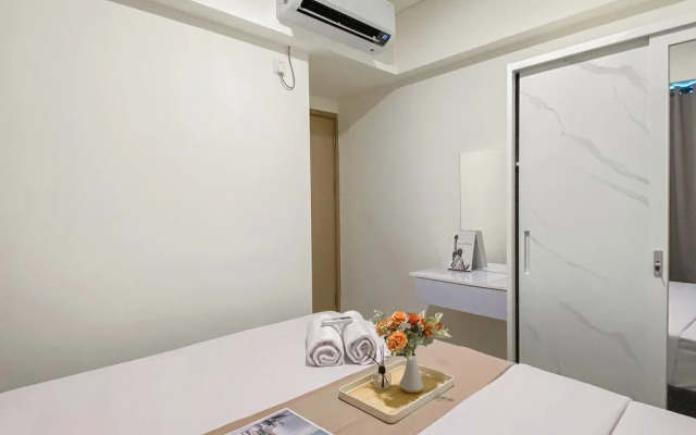 Homey And Good 2Br At Meikarta Apartment