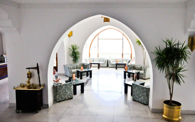 Domina Coral Bay Aquamarine Hotel & Resort