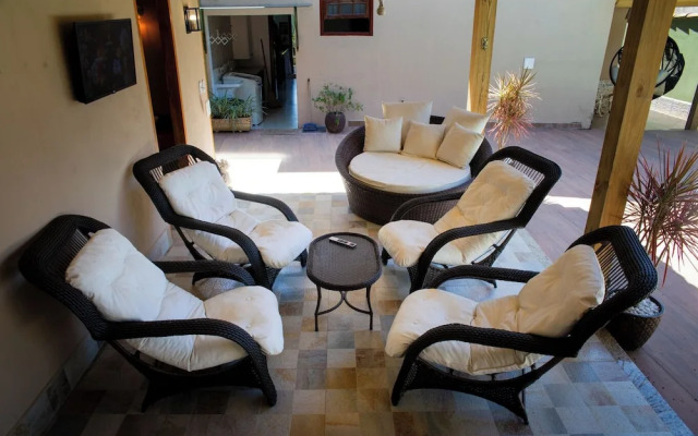 Casa com Piscina e Churrasqueira no Pantanal