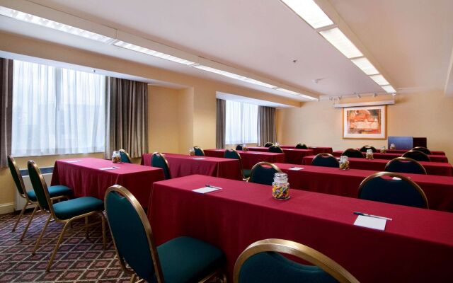 Homewood Suites by Hilton Falls Church - I-495 at Rt. 50