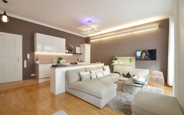 Asante-Design-Apartment