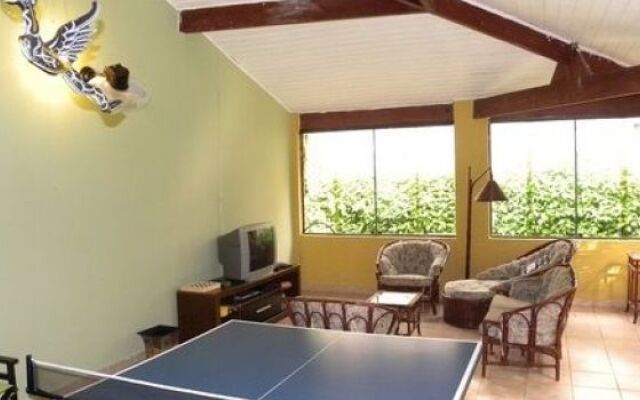 Bali Suites Itamambuca