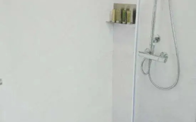 Qingtai Boutique Hostel (Hangzhou Leifeng Tower)