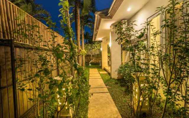 Rumah Garden Berawa Canggu Villa