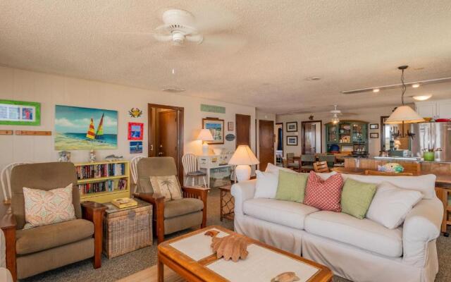 Beach Barracks by Oak Island Accommodations