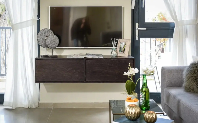 Luxury Keren Hayesod