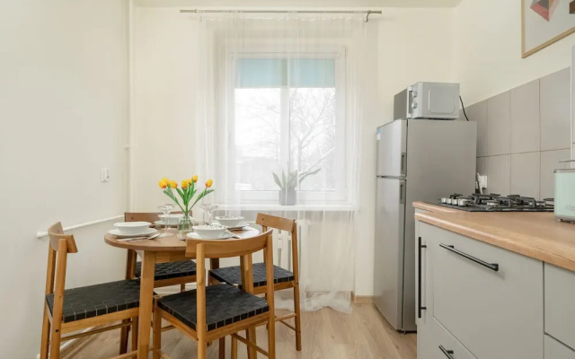 Charming Trzebnicka Apartment by Renters