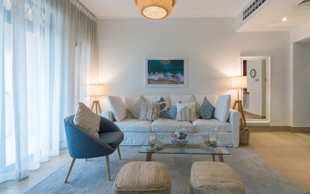 Spacious 2bedroom With Burj View in Downtown Dubai